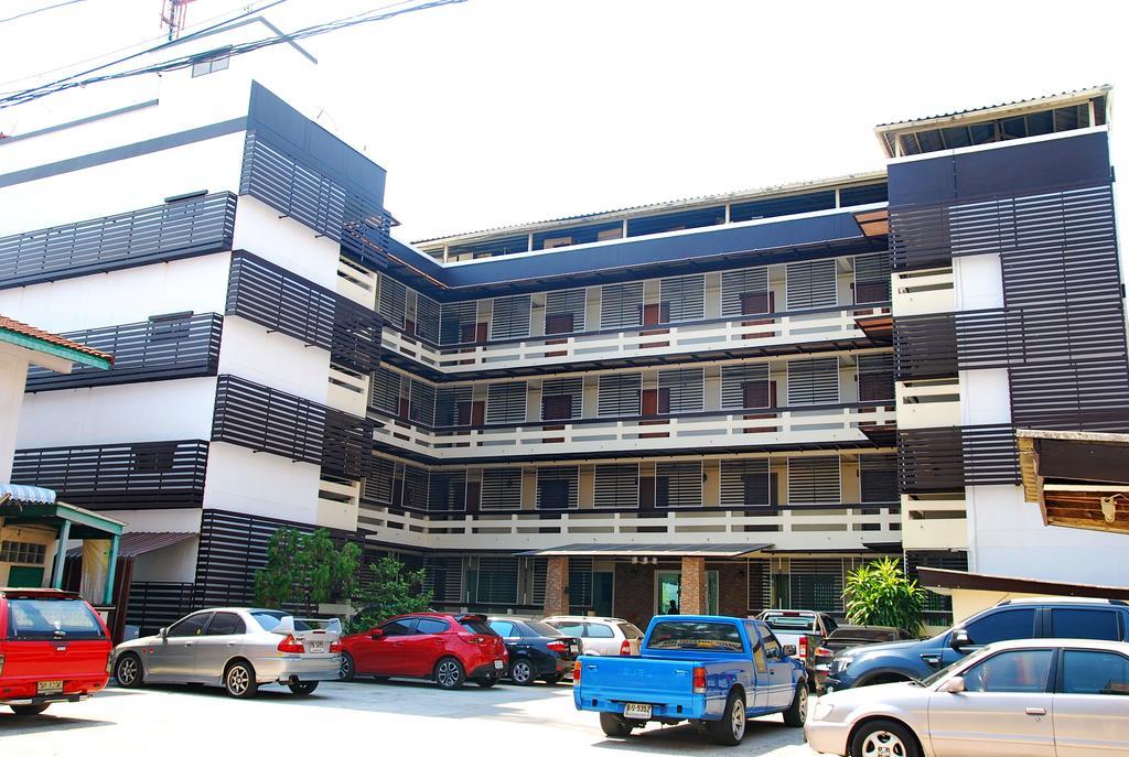 Ze Residence Bangkok Luaran gambar