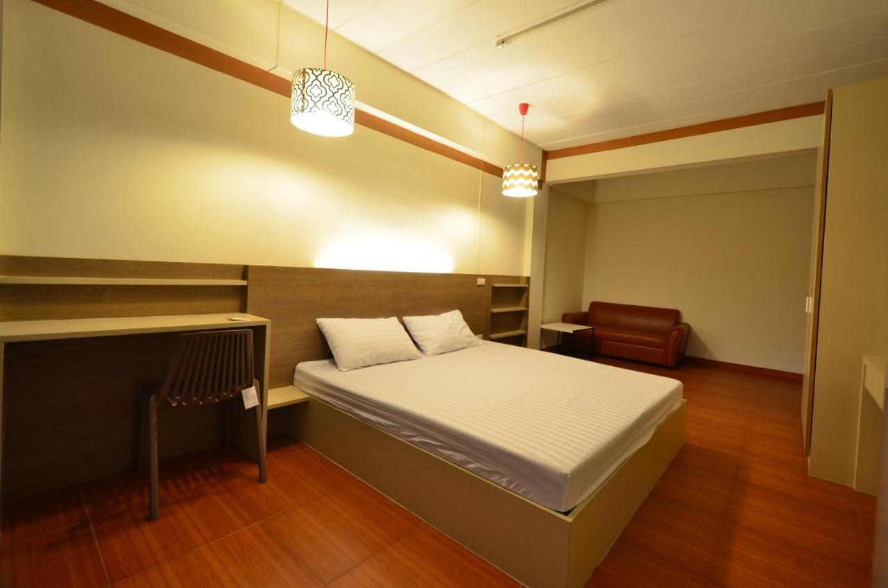 Ze Residence Bangkok Luaran gambar