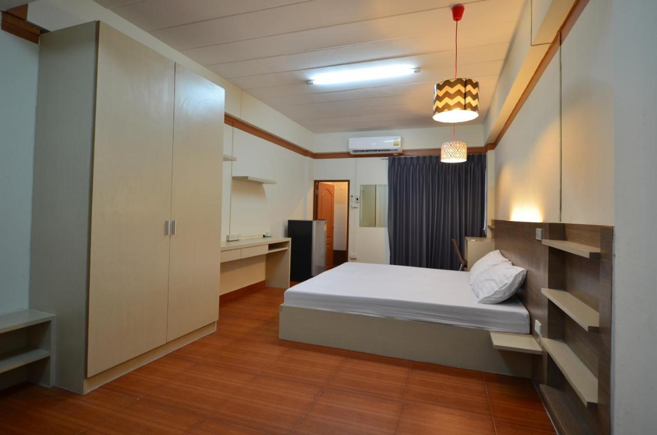 Ze Residence Bangkok Luaran gambar